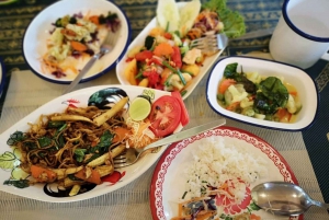 Koh Samui: Thai Cooking Class with Local Market Tour