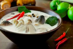 Koh Samui: Traditional Thai Cooking Class with Market Tour