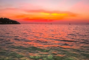 Krabi: 7 Islands Sunset Tour with Plankton Swim and BBQ