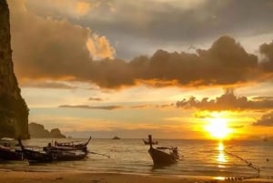 Krabi: 7 Islands Sunset Tour with Plankton Swim and BBQ