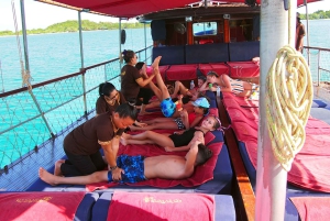 Mu Ko Ang Thong: prywatny czarter na klasycznym tajskim jachcie