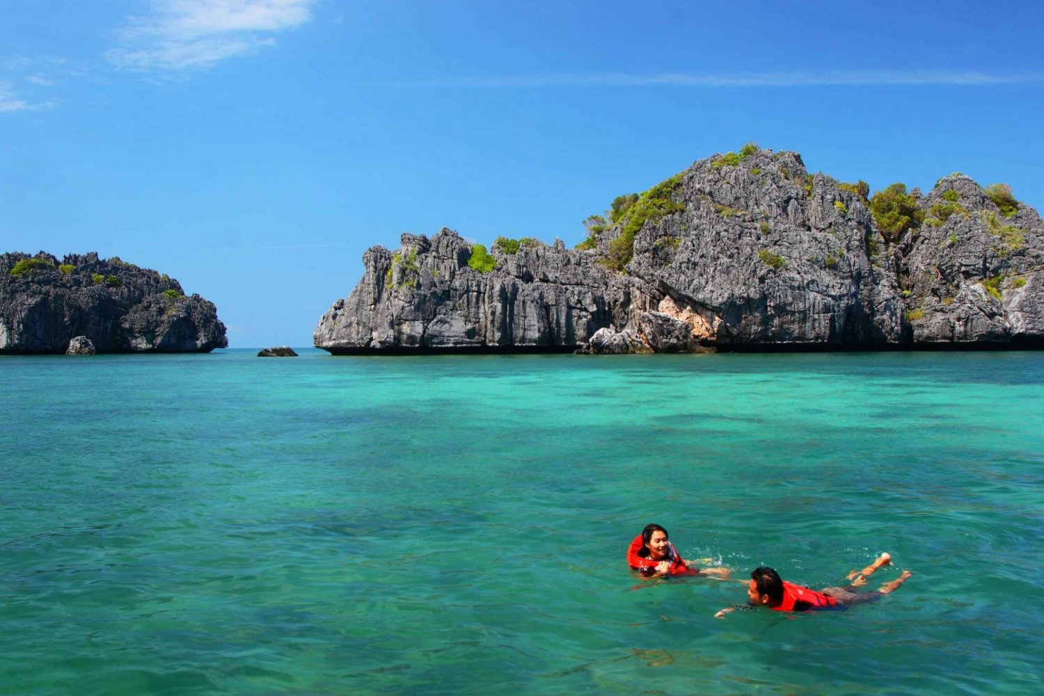 Samui: Angthong National Marine Park Day Trip by Speed Boat