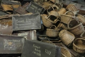 Auschwitz-Birkenau ja Krakova Yksityinen automatkat Katowicesta käsin