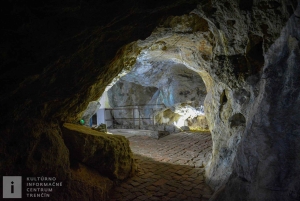 Bratislava/Slovakien: Trencin slott, Piestany Spa, kloster