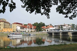 Bratislava/Slovakien: Trencin slott, Piestany Spa, kloster