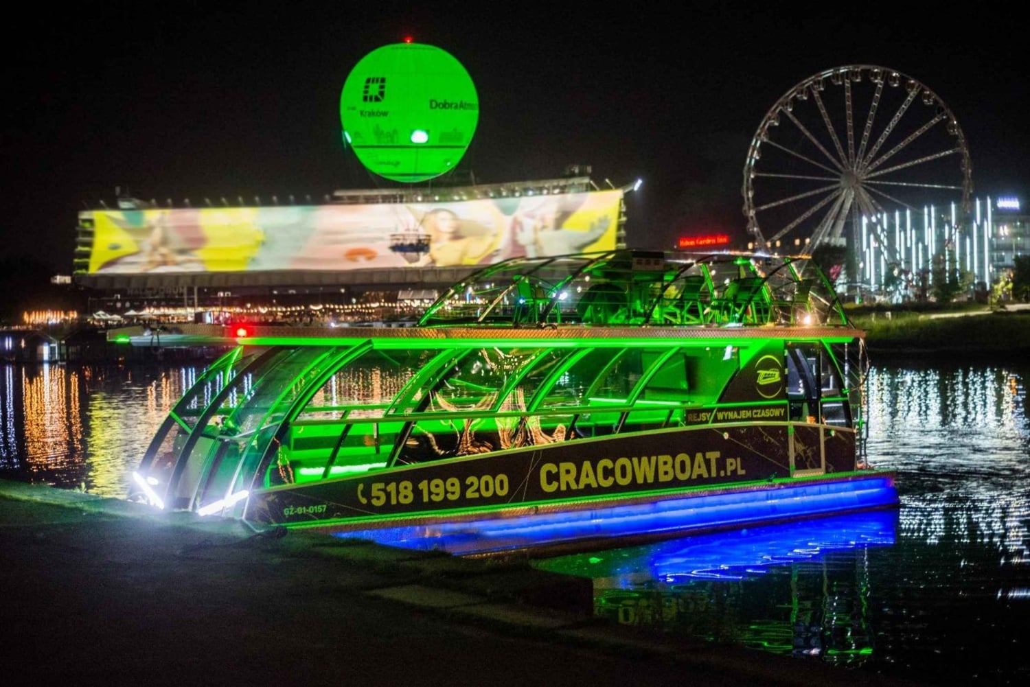 Tour de ville de Cracovie en voiture de golf et croisière sur la Vistule.