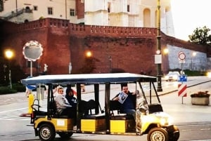 Tour de ville de Cracovie, voiture de golf. Visite privée !