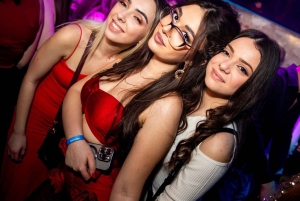 BEZPŁATNY pub crawl z opcjonalnym 1 godzinnym open barem i 3 klubami VIP