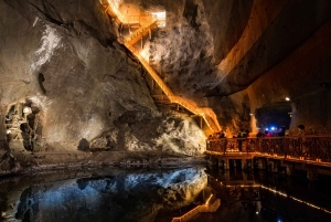 Depuis Cracovie : Excursion d'une journée à Auschwitz et à la mine de sel de Wieliczka