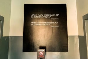 Von Krakau aus: Auschwitz-Birkenau Gedenkstätte und Museum Tour