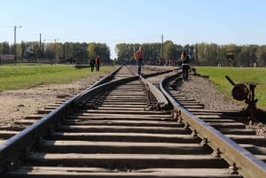 Krakow to Auschwitz-Birkenau: Private Round-Trip Experience