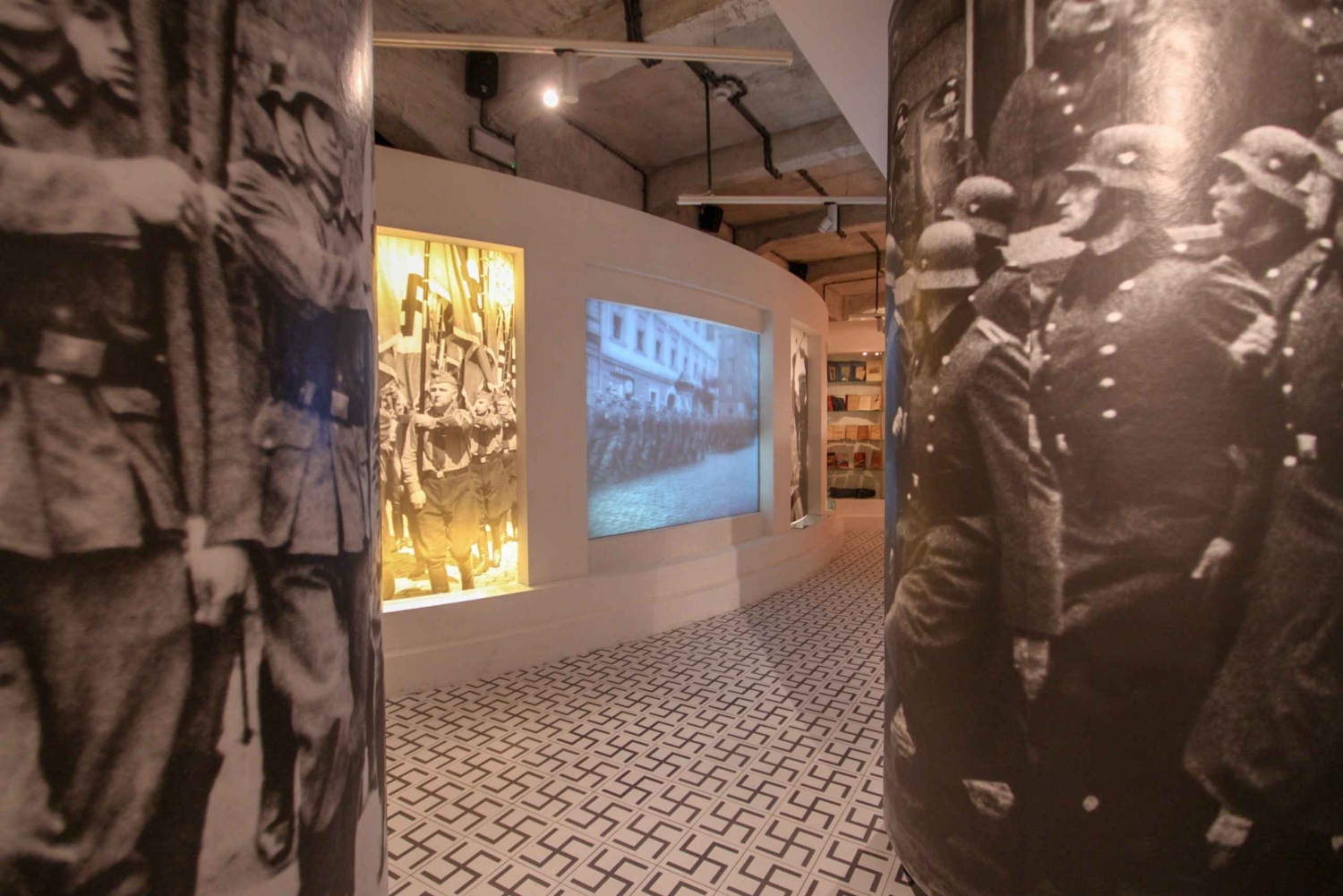 Da Cracovia: Tour di Auschwitz-Birkenau e della Fabbrica di Schindler