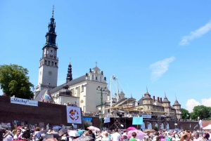 Fra Krakow: Heldagstur i Wadowice og Czestochowa