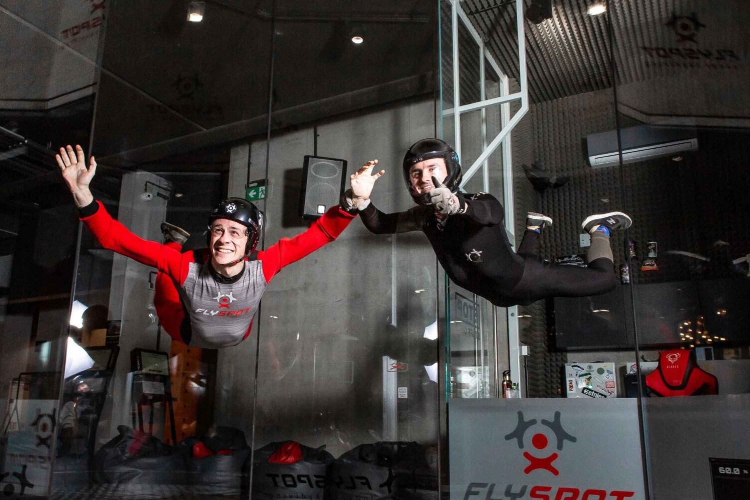 From Krakow: Indoor Skydiving Lesson with Private Transfer