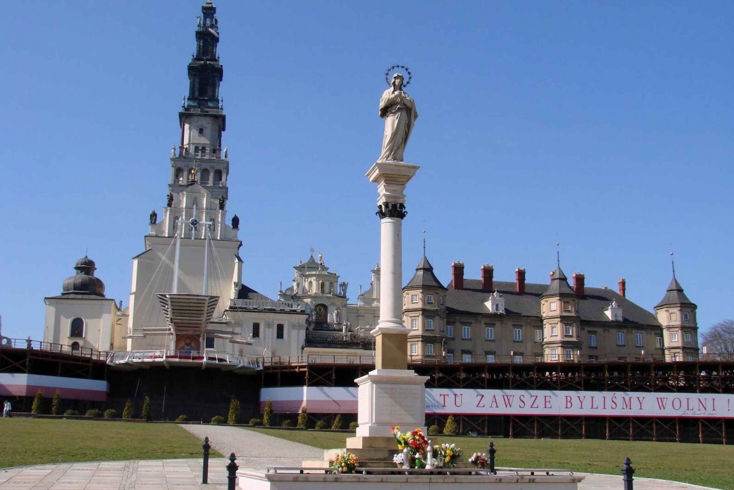 Krakow: Black Madonna of Częstochowa & Home of John Paul II