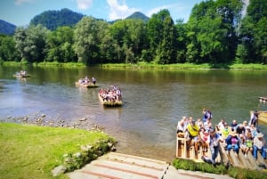 From Krakow: Private Tour of Pieniny with Rafting and Castle