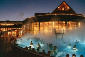 Au départ de Cracovie : aventure en motoneige avec visite des piscines thermales