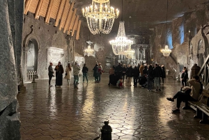Från Krakow: Wieliczka saltgruva guidad tur (hämtning på hotellet)