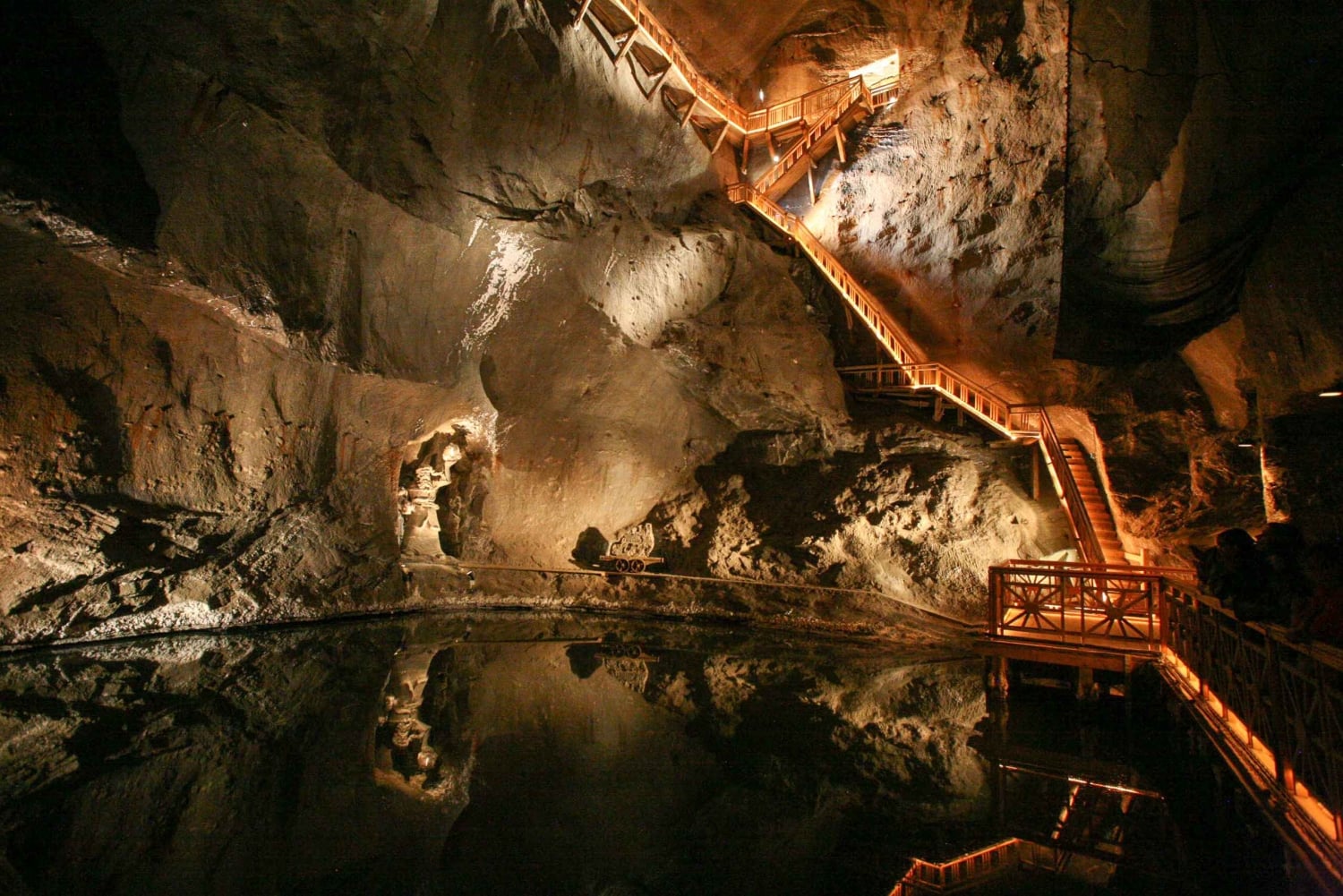 Von Krakau aus: Wieliczka Salt Mine Guided Tour