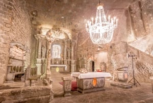 De Cracóvia: Visita à Mina de Sal de Wieliczka com serviço de busca no hotel