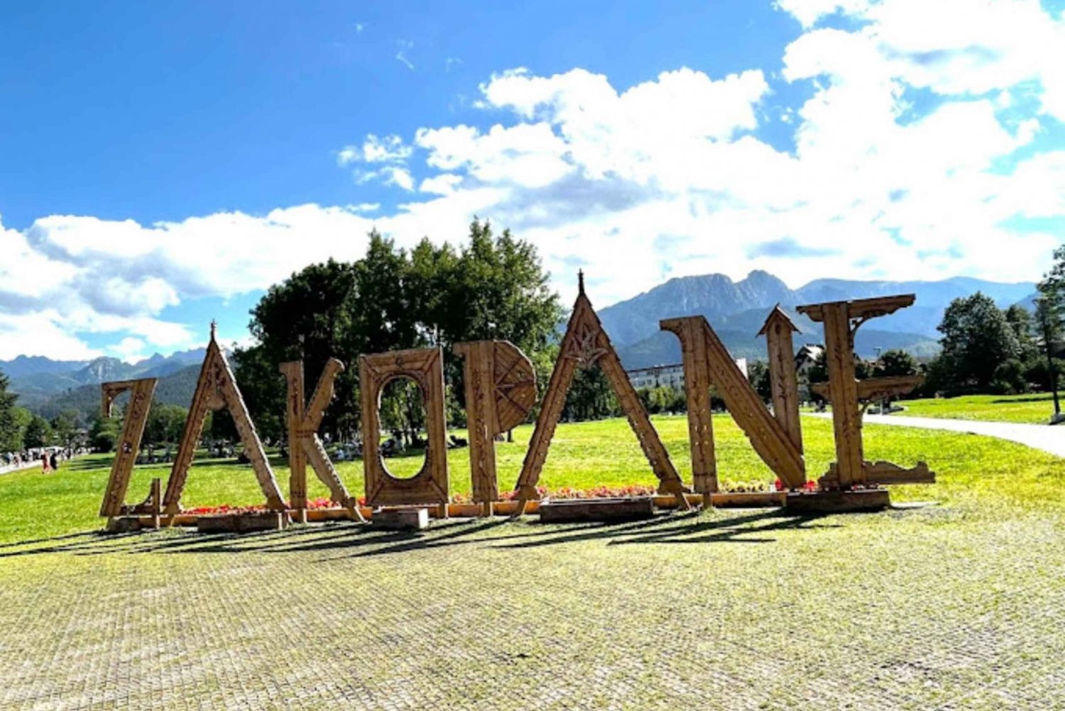 From Krakow: Day Trip to Zakopane and Thermal Baths