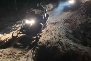 Desde Cracovia: Paseo Nocturno en Moto de Nieve por Zakopane, Hoguera,