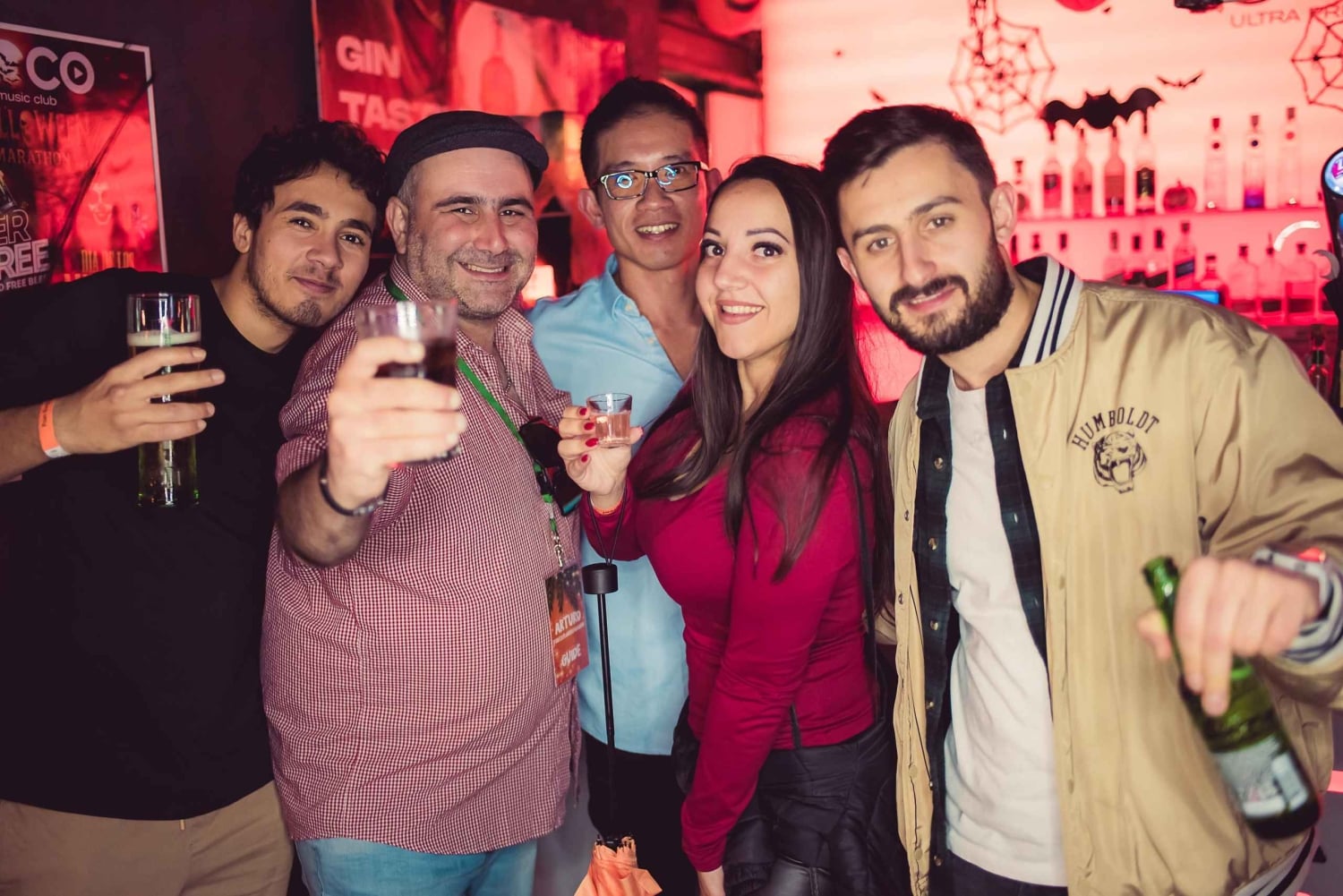 Tournée des bars avec open bar facultatif d'une heure