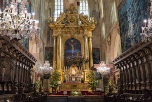 Wycieczka z przewodnikiem po Zamku Królewskim i Katedrze na Wawelu w Krakowie