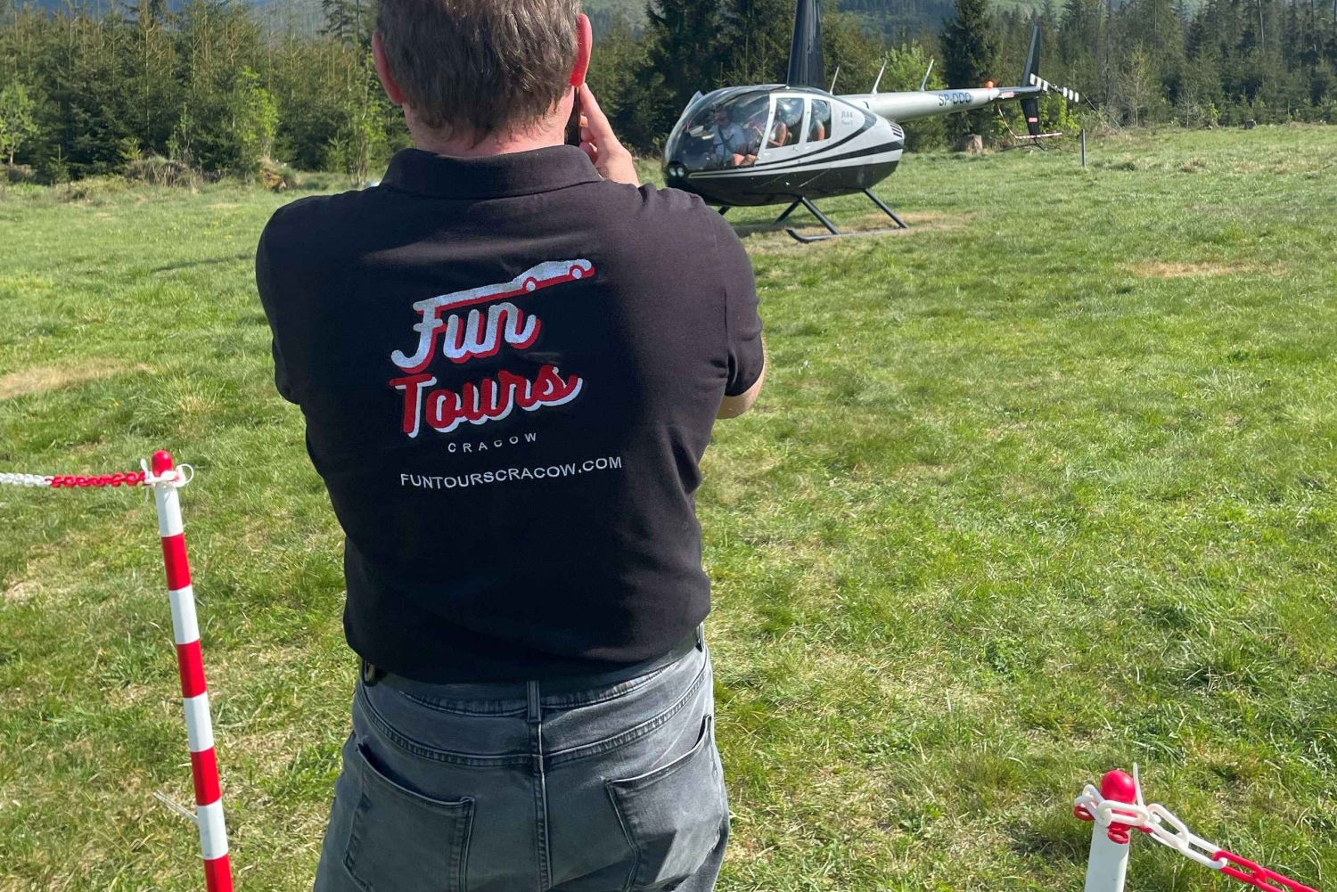 HELIKOPTERI SIGHTSEEING YHDEN PÄIVÄN KIERTOAJELU ZAKOPANE ALKAEN KRAKOVA