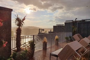Versteckte Krakauer Dachterrassen-Cocktailbar mit Aussichtsterrasse