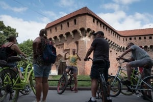 Cracovie: visite à vélo d'orientation en soirée de 2 heures