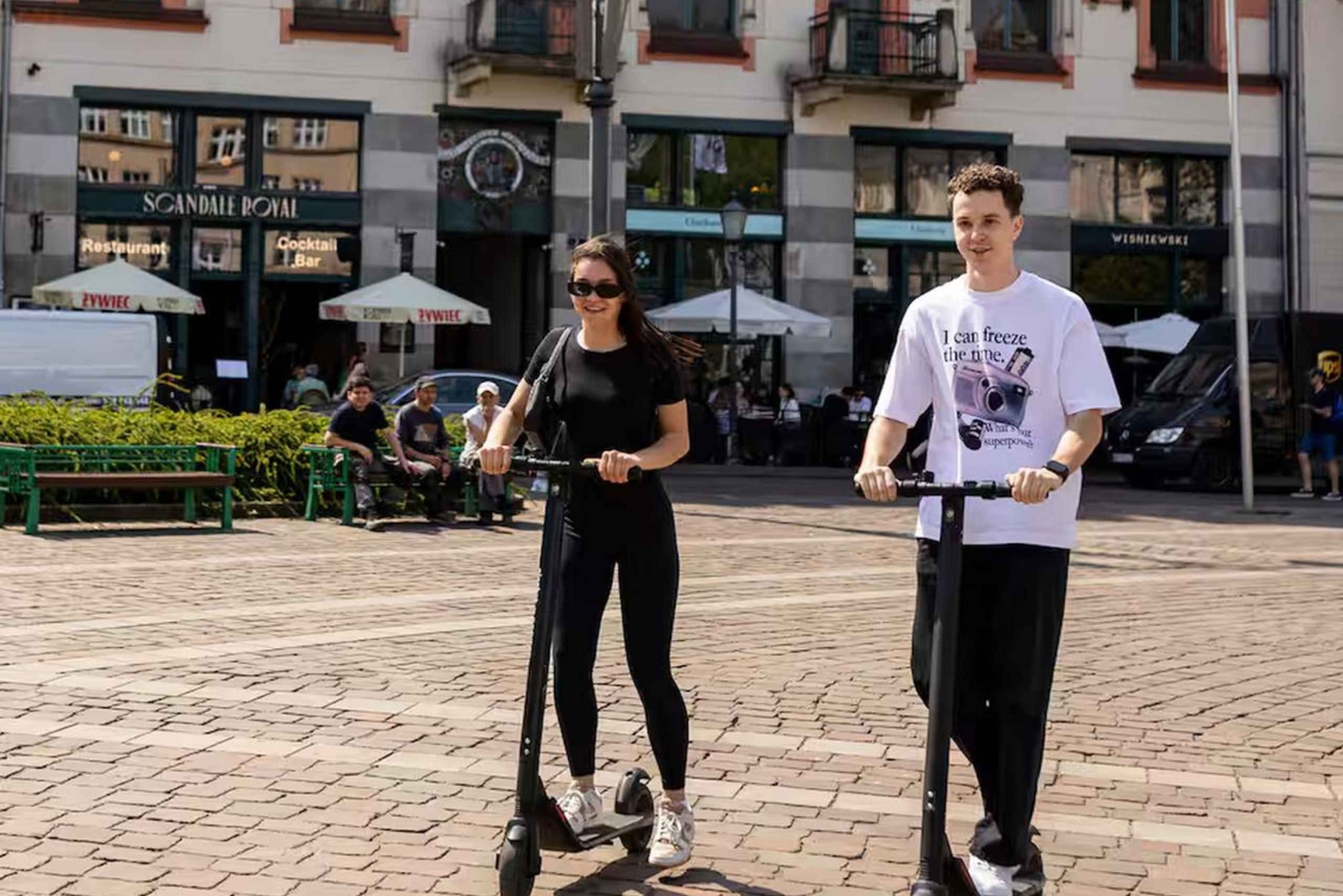 Cracovia: Excursión en E-Scooter por la Ciudad Vieja en 2h