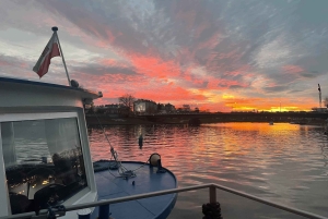 Krakow: 4,5-hours Sightseeing Cruise to Tyniec