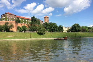 Krakow: 4,5-hours Sightseeing Cruise to Tyniec