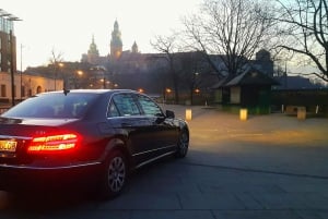 Krakow: Auschwitz-Birkenau Private Chauffeur Service