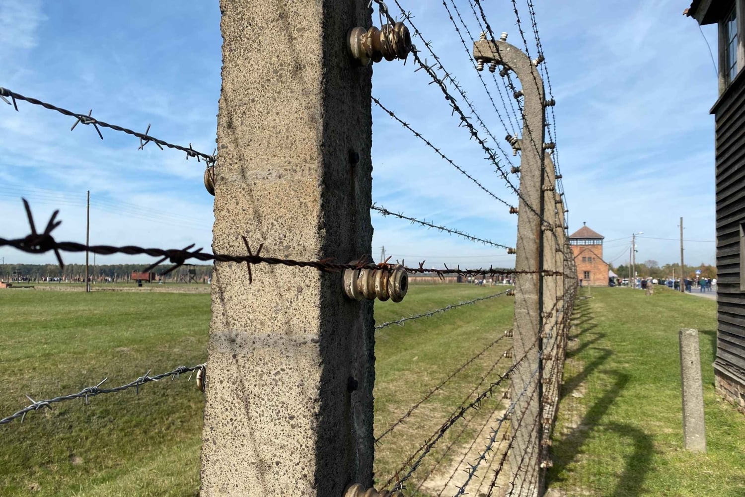 Cracovia: tour autoguidato di Auschwitz-Birkenau con accompagnatore