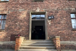 Cracovia: tour autoguidato di Auschwitz-Birkenau con accompagnatore