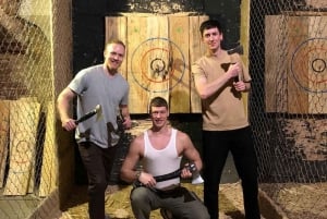 Cracovia: lancio dell'ascia con un istruttore pro