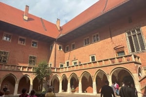 Cracovia: tour a piedi tra highlight, storie e lifestyle