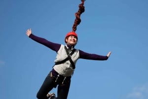 Cracovia: bungee jumping da una gru con foto opzionali