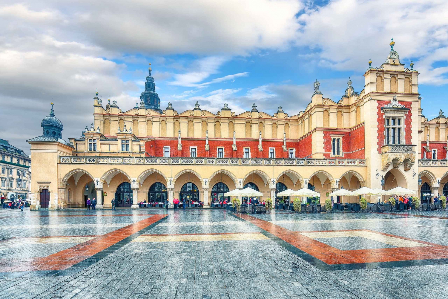 Krakow: Capture the most Photogenic Spots with a Local