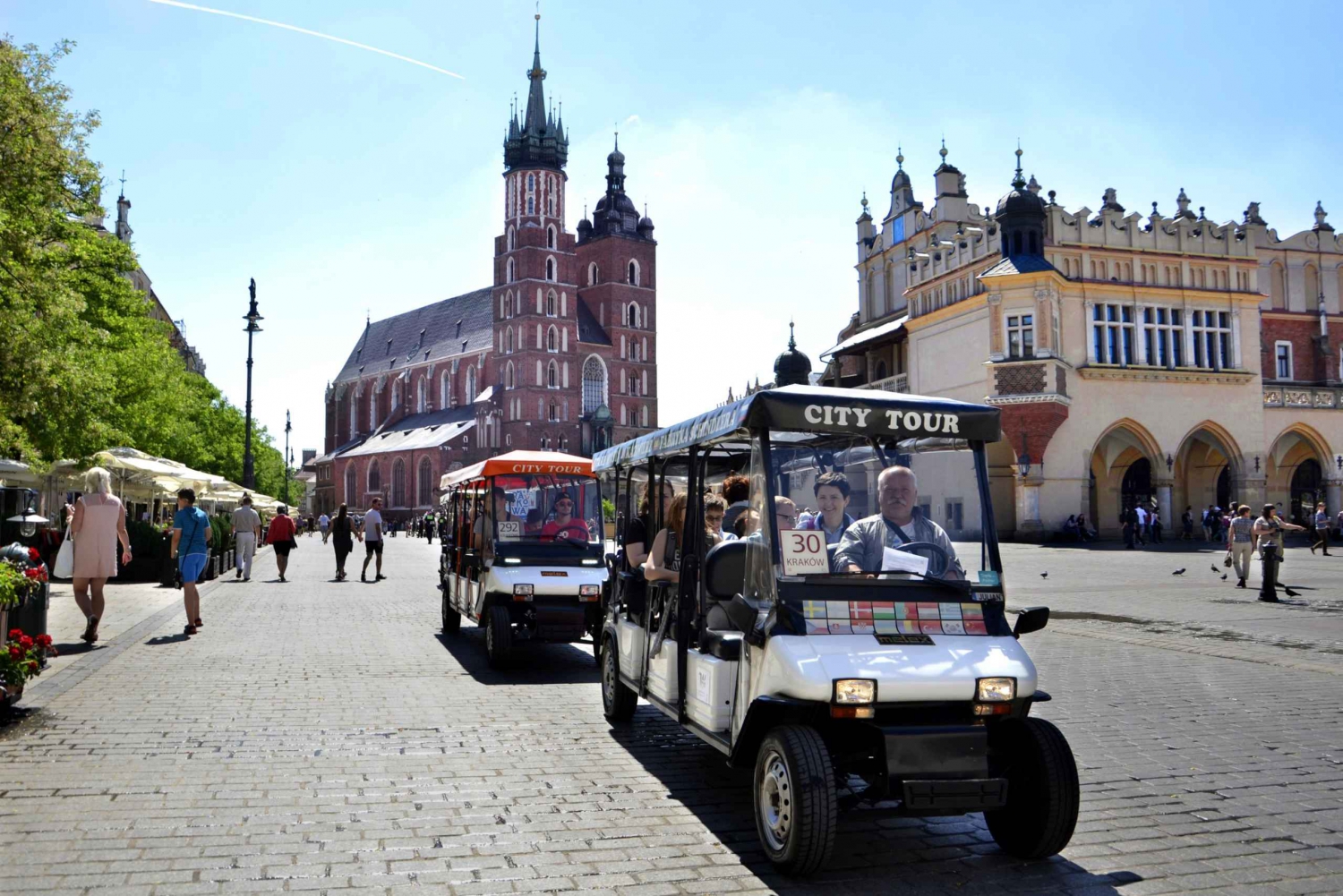Krakow: Full Tour Regular 1.5h guided city tour by E-Cart