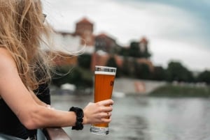 Kraków: Vistula River Sightseeing Cruise with Unlimited Beer