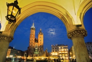 Krakova: koko päivän yksityinen kiertoajelu Varsovasta