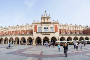 Krakow: Guided Old Town and Jewish District Walking Tour