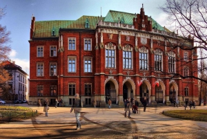Krakow: Guided Old Town and Jewish District Walking Tour