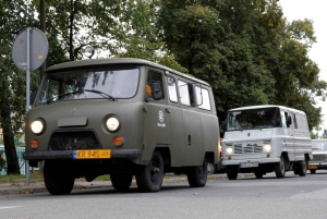 Cracovia: Tour guidato di Nowa Huta con le auto dell'epoca comunista