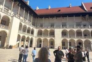Krakow: Guided Walking Tour with Storyteller