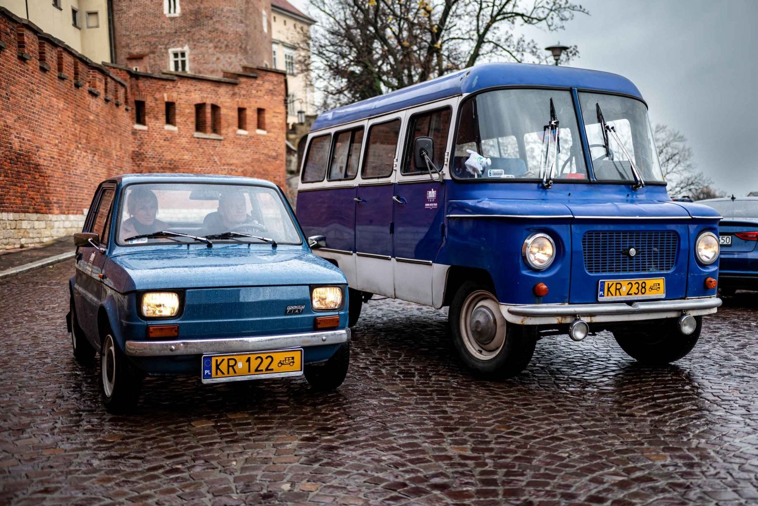 Krakow Highlights Tour in Classic Car with Pro Photo Session