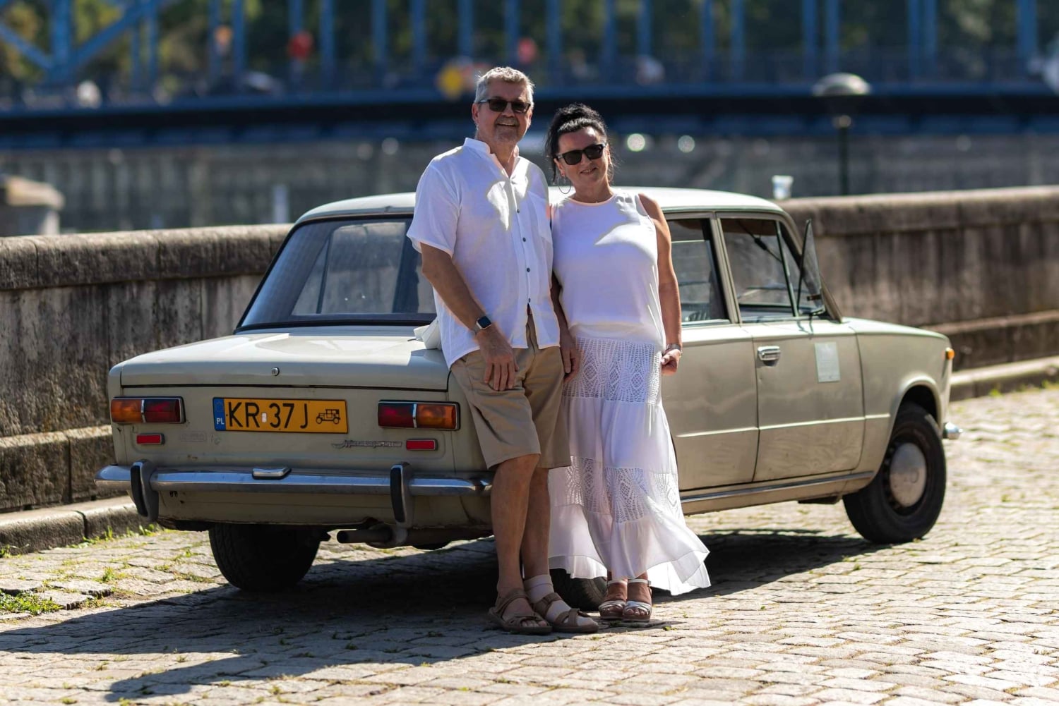 Visita a Cracóvia em carro clássico com sessão fotográfica profissional